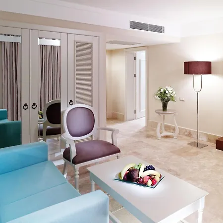 Paloma Pasha 奥兹德雷