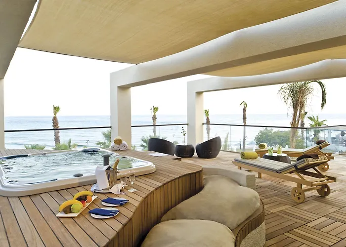 Paloma Pasha 5* Özdere