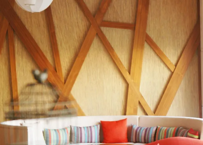 Paloma Pasha Özdere