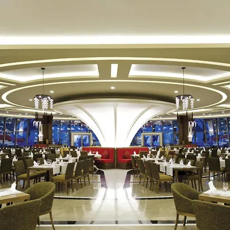 Paloma Pasha Özdere