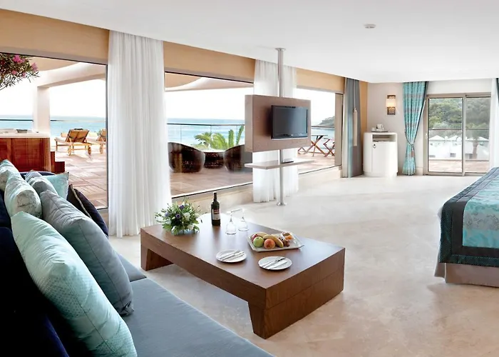 Paloma Pasha 5* Özdere